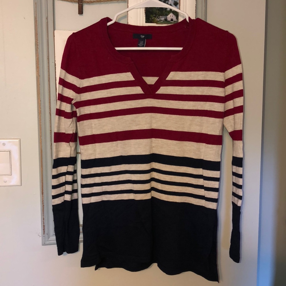 Gap Sweater